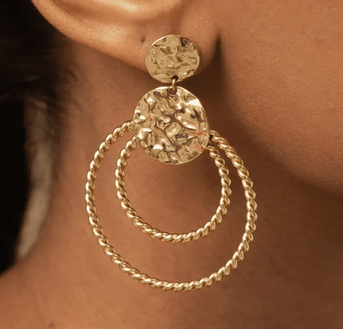 BOUCLES D'OREILLES