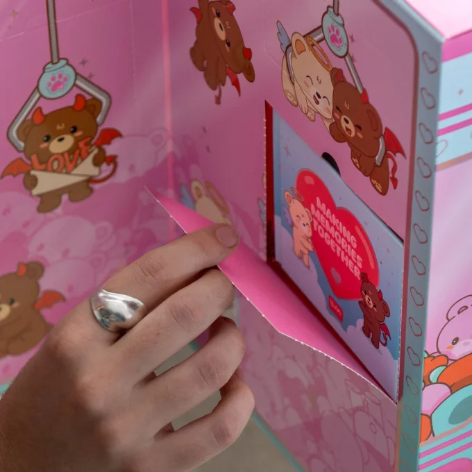 BOITE AVEC 7 SURPRISES