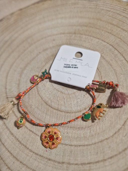 BRACELET