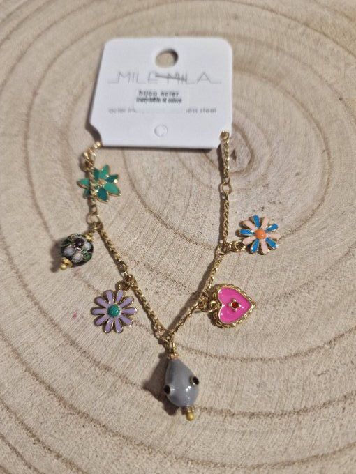 BRACELET