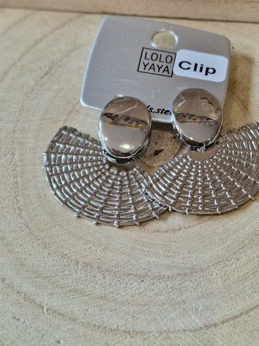 BOUCLES CLIPS