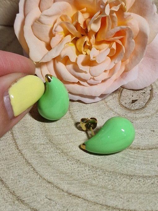 BOUCLES D'OREILLES