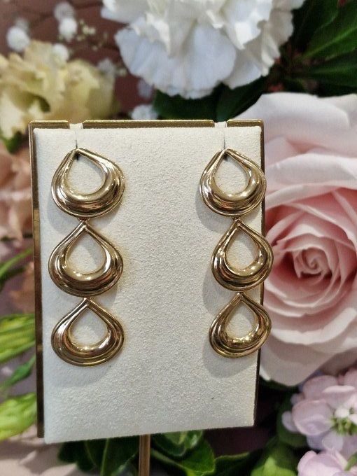BOUCLES D'OREILLES