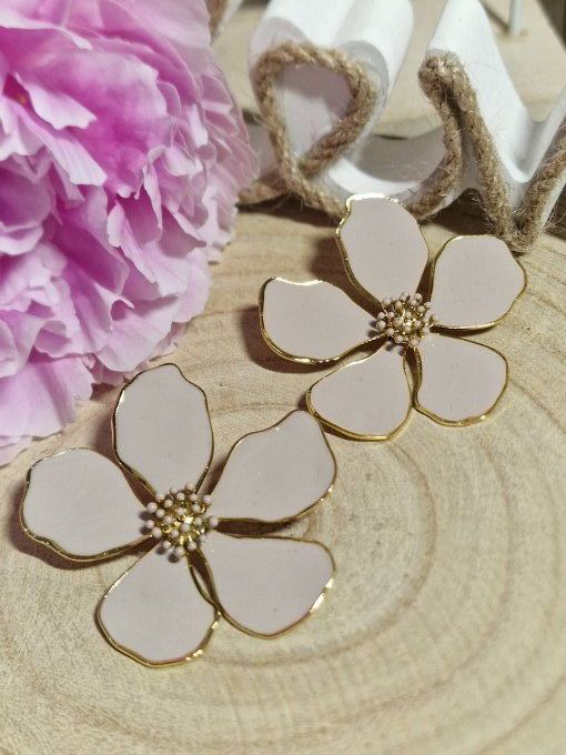 BOUCLES D'OREILLES