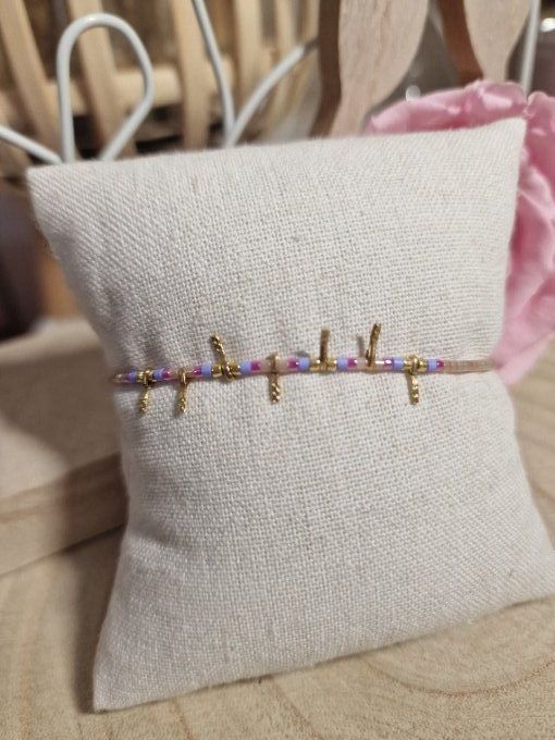 BRACELET