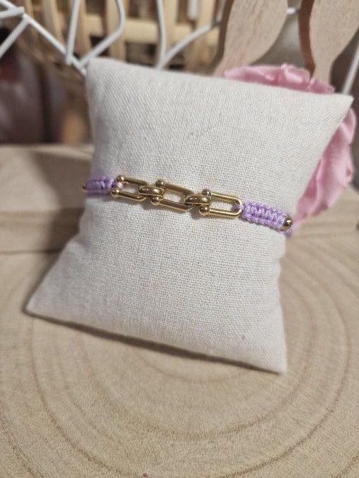 BRACELET