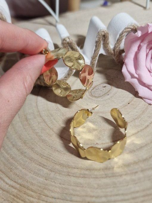 BOUCLES D'OREILLES