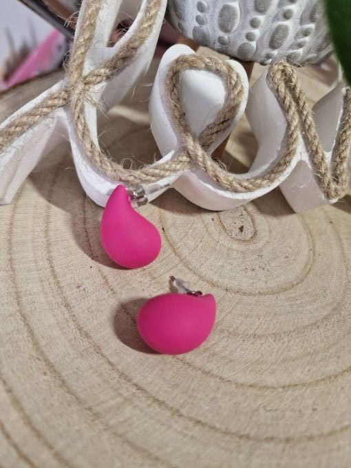 BOUCLES D'OREILLES
