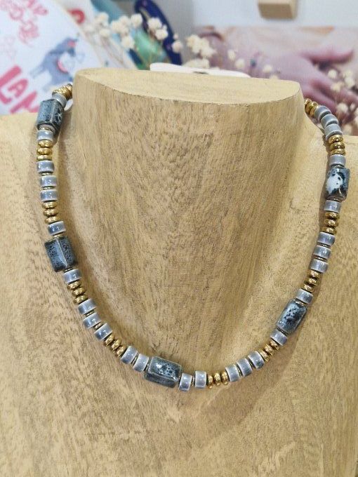 COLLIER