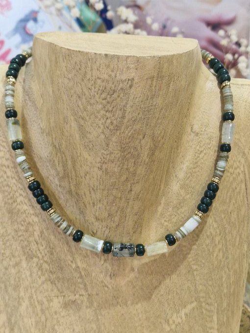 COLLIER