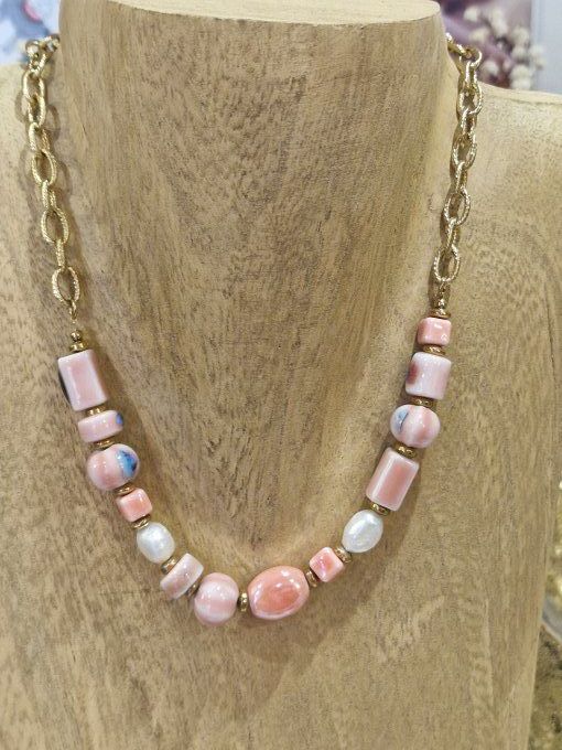 COLLIER