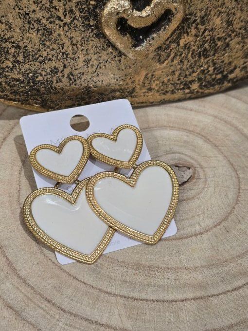 BOUCLES D'OREILLES