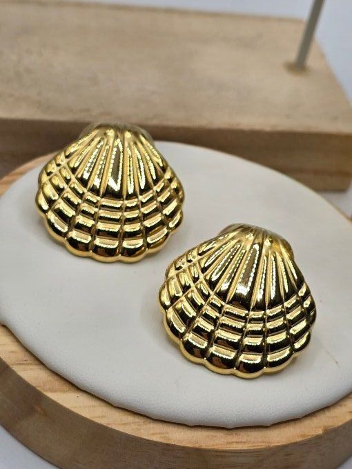 BOUCLES D'OREILLES
