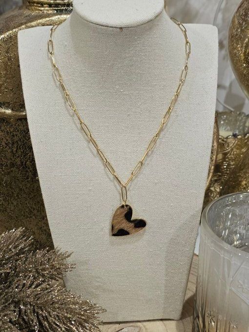 COLLIER