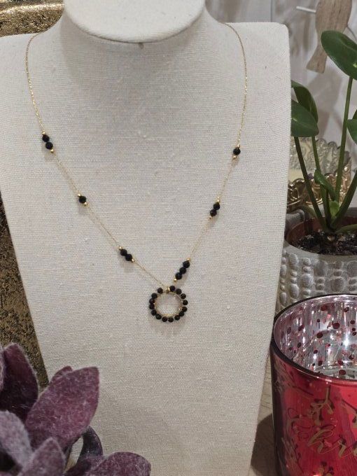 COLLIER