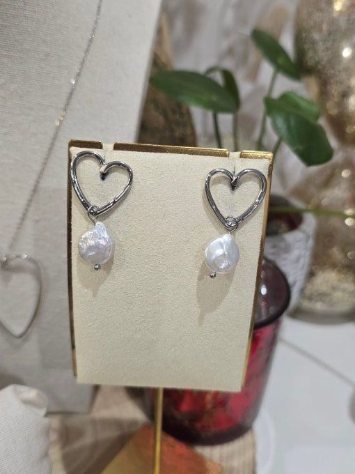 BOUCLES D'OREILLES
