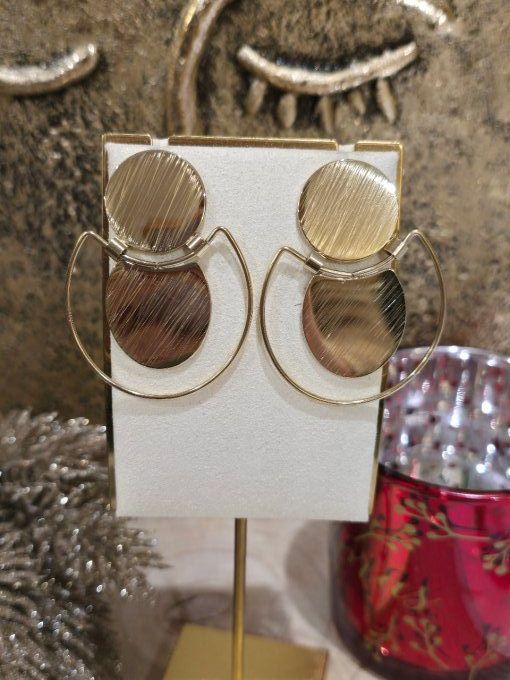 BOUCLES D'OREILLES