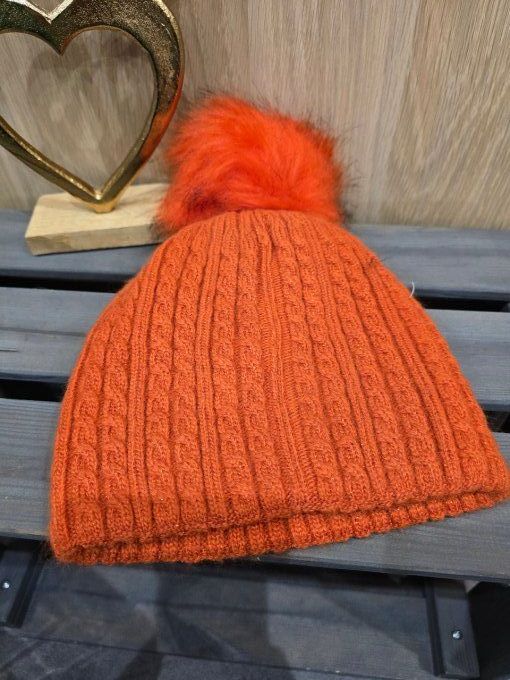 BONNET