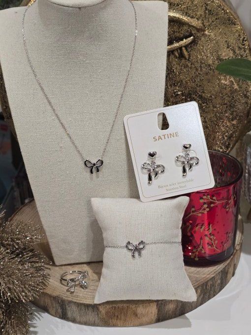 COLLIER